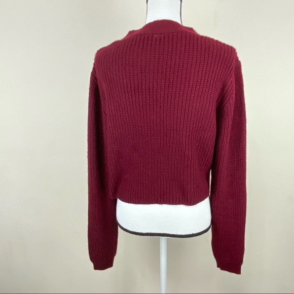 Blue Blush Cropped Lace-Up Front Long Sleeves V-Shaped Neckline Sweater … - Picture 3 of 8